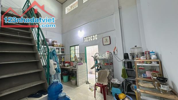 Nhà mặt tiền Nguyễn Hữu Tiến, 160m2, ngang bề thế gần 7m, KD đỏnh chỉ 16.8 tỷ. - 2