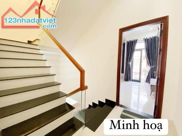 Cần tiền bán gấp mặt tiền Duy Tân , An Cựu , TP Huế hơn 141m2 ngang gần 8m sẵn nhà 2 tầng - 3