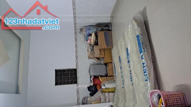 Bán nhà Kênh Tân Hóa, Tân Phú, DT 44m2 chỉ 3,8 tỷ còn thương lượng - 2