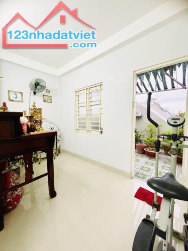 Bán nhà riêng chính chủ, hẻm 7m thông, 52m2, 4 tầng, Hiệp Thành 13, Quận 12, chỉ 4.9 tỷ - 2