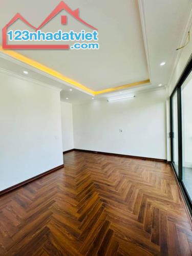 THẠCH BÀN LB GARA OTO  KINH DOANH 40m2 x 6T THANG MÁY NGÕ THÔNG.8,2TỶ - 3