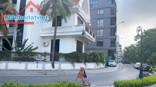 MẶT PHỐ ĐẮC ĐỊA - VIEW HỒ TÂY - LÔ GÓC - MẶT TIỀN LÝ TƯỞNG - SẴN GPXD 1 HẦM 7 NỔI