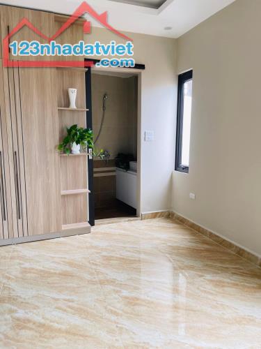 NHÀ SIÊU ĐẸP Ở LUÔN VIỆT HƯNG 52M2 KIẾN TRÚC ĐỈNH FULL NỘI THẤT, TIỆN ÍCH BẠT NGÀN. 6,5TỶ - 1