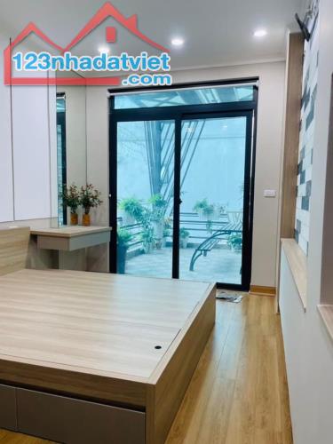 NHÀ SIÊU ĐẸP Ở LUÔN VIỆT HƯNG 52M2 KIẾN TRÚC ĐỈNH FULL NỘI THẤT, TIỆN ÍCH BẠT NGÀN. 6,5TỶ - 5