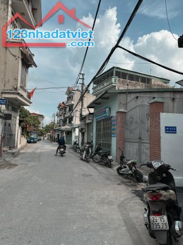 Bán đất ngõ thông, ô tô tránh, kinh doanh, gần Hà Nội Garden City, 52M, 3.9x tỷ - 2