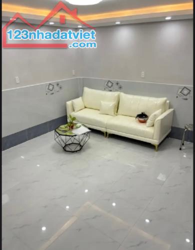 Bán biệt thự Nguyễn Gia Trí Bình Thạnh, DT: 12x25m, CN300m2, Giá 54tỷ - 1