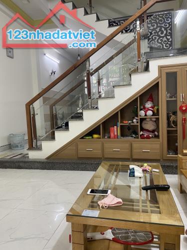 Bán nhà sơn trà,Đường AN TRUNG giao Mornachy,60m2,2,5 tầng,3 ngủ,giá chỉ có 3 tỷ 9 - 3