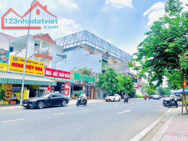 Bán Đất Mặt Tiền Nguyễn Văn Hưởng,Thảo Điền,Quận 2 DT:245m2(8,5mx30m) View Sông Sài Gòn - 2