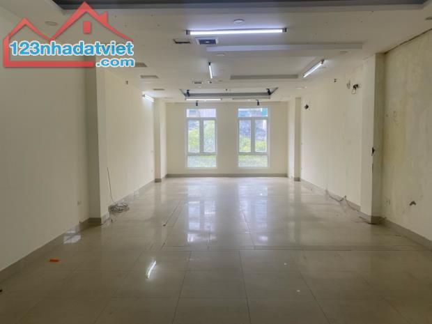 MẶT PHỐ - VỈA HÈ - CẦU THANG MÁY - KINH DOANH - TRUNG TÂM QUẬN BA ĐÌNH. 80m2 6 tầng giá TT - 2