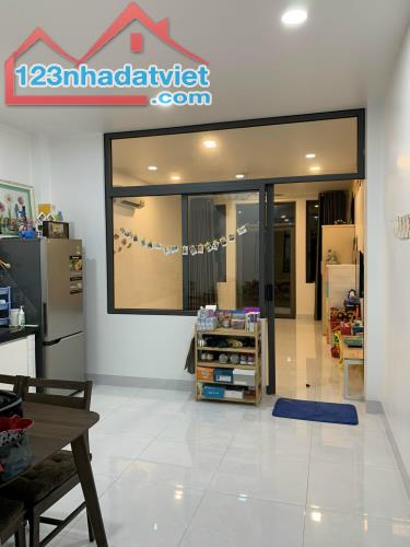 Bán nhà đường 21, gần Đại lộ 2, Phước Bình, Q9, 64m2. - 2