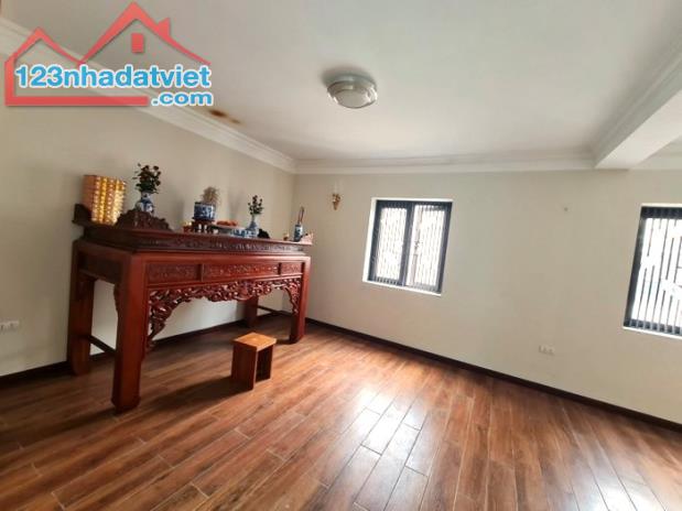 🔥 BÁN GẤP! BIỆT THỰ LIỀN KỀ 120m² – KĐT VIỆT HƯNG, LONG BIÊN – KINH DOANH ĐỈNH – CHỈ 25 T - 4