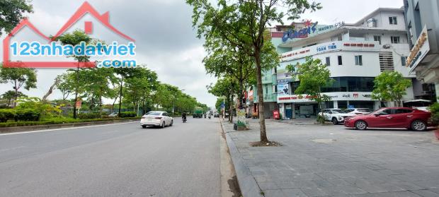 Bán Nhà mặt phố Cổ Linh, Đầu Tư - Kinh Doanh - Dòng Tiền, Đón cầu Trần Hưng Đạo, Đoạn Đẹp - 1