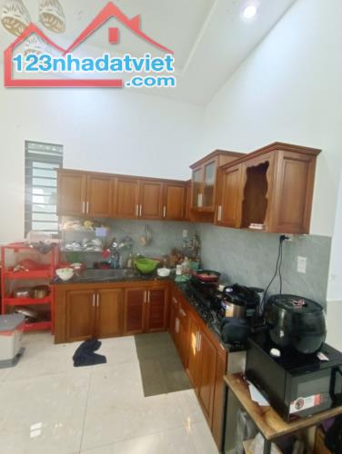 Giảm hơn 2tỷ bán gấp nhà mặt tiền Bình Tân sát Tân Phú, 5tầng btct 52m² chỉ còn 6tỷ 05 bl - 3