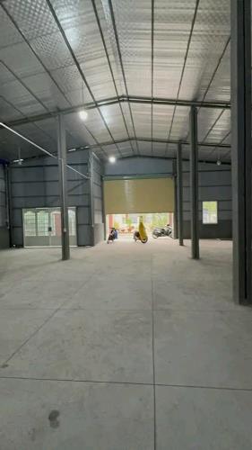 Cho thuê Kho – Xưởng 300m2 mới 100%  đường xe tải,P. Linh Đông, Thủ Đức