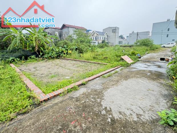 Bán 50m đất tổ 10, thị trấn Quang Minh , oto đỗ đất, giá 1,5 tỷ.