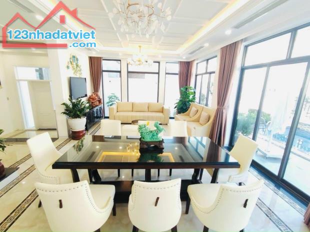 cho thuê villas đồi view hạ long 7 ngủ, 1 phòng karaoke, có bể bơi riêng - 1