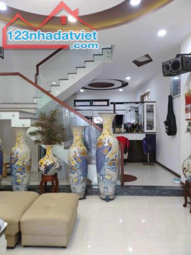 Bán nhà ngũ hành sơn,mặt tiền kinh doanh,Đường Mỹ An,4 tầng,4 ngủ,90m2,giá chỉ 7 tỷ 4 - 4