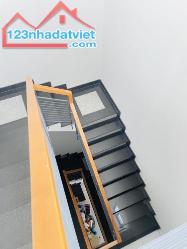 NHÀ HOÀNG DIỆU 2 - 80M2 (4.8x17)M, 5 TẦNG, THU NHẬP 30TR/TH, CHỈ 8.7 TỶ. - 2