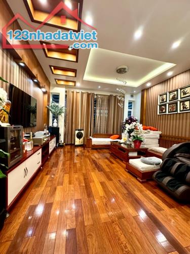 Bán nhà đường 422B Vân Canh, cạnh chợ, ô tô vào nhà, 80m2, thang máy, 0977126295 - 2