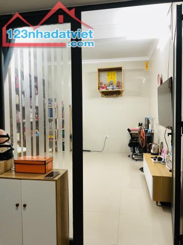 Cần bán gấp nhà phố cầu đơ 4 quang trung hà đông 38m2 giá  3,1ty –Sổ vuông - 2