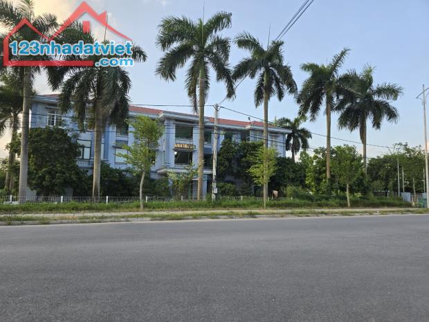 Cho thuê kho tại ngõ 64 Ngô Xuân Quảng 160m2 70K.m2