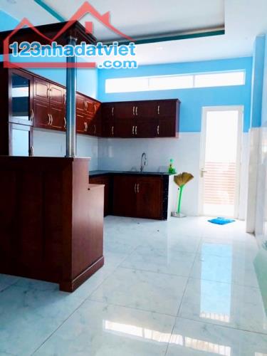 Mặt tiền Lương Văn Can 5 tầng Thang Máy 80m2 chủ tự xây chỉ 8 tỷ 9 - 1