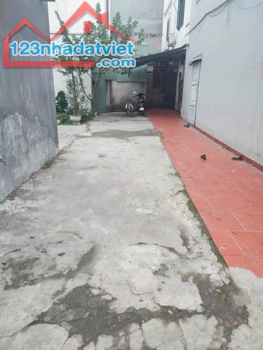 Bán đất Hạ Đoạn 3, ĐÔng Hải 2, Ngõ 4m. 45,2m2. Giá 1,22 tỷ - 1