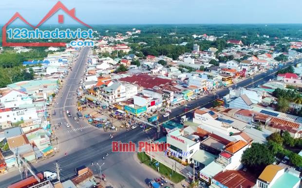 BÁN GẤP 5X40=200M2 SHR TC, NGAY THỊ XÃ, DÂN ĐÔNG SAT CHỢ GIÁ 195TR - 2