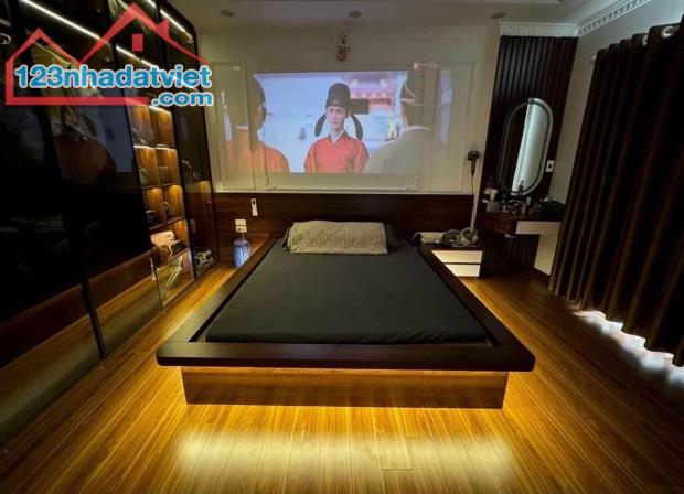 BÁN NHÀ MẶT PHỐ KHƯƠNG THƯỢNG, ÔTÔ TRÁNH, KINH DOANH SẦM UẤT. 50M,4TẦNG, 8 TỶ . 0984823023 - 3