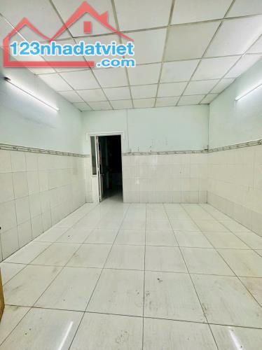 Bán nhà Bình Tân, đường Bùi Tư Toàn, 40m2, 1 lầu, hẻm ba gác, giá rẻ hiếm