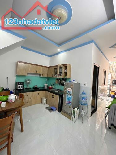 BÁN CĂN NHÀ PHỐ CỰC ĐẸP NGAY NGÃ BA THÁI LAN PHÙNG HƯNG 130M2 FULL THỔ CƯ - 2