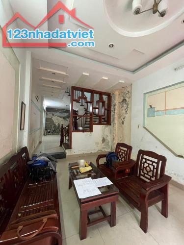 Bán Nhà mặt ngõ Tây Sơn, diện tích 43m² x 4 tầng