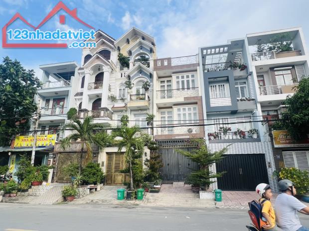 Ngang [4.5 x 20] - 5 tầng - MT 20m, giáp Kinh Dương Vương, Bình Tân- ngộp bank chỉ 11 tỷ - 1
