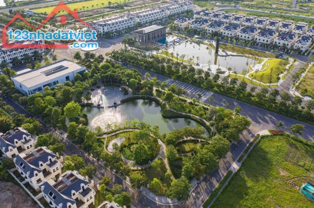 An Lạc Green Symphony Duy nhất một căn Biệt Thự mặt sông Diện tích 200m2 có hầm giá tốt - 1