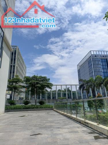 Bán shophouse chân đế Chung cư An Bình City - Diện tích 150m2 - Lô góc giá cực rẻ 40Tr/M2 - 1