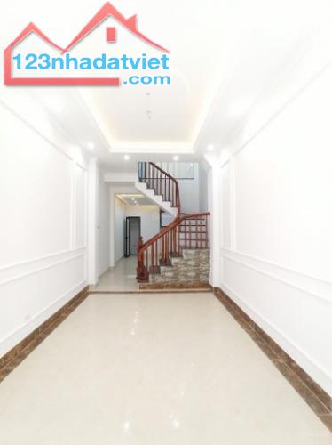 🔴Bán nhà 4 tầng-35m2 đông la-hoài đức(giáp vành đai 4)ngay UBND đông la lh: 0967743286