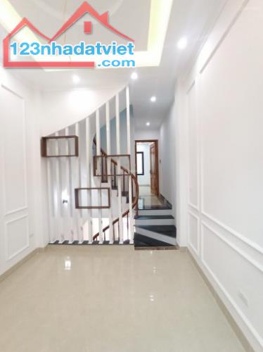 🔴Bán nhà 4 tầng-35m2 đông la-hoài đức(giáp vành đai 4)ngay UBND đông la lh: 0967743286 - 1