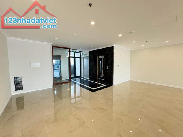 Bán nhà mặt phố Phùng Hưng, viện 103. DT65m2, 6 tầng thang máy. Lô góc. Giá 17 tỷ - 1