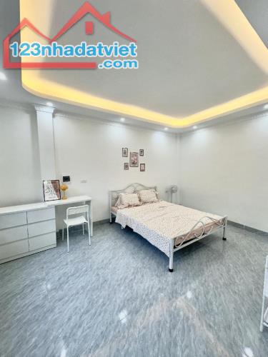 BÁN NHÀ ĐẸP ĐƯỜNG HOÀNG MAI, 31M2,  5 TẦNG. MẶT TIỀN  5.7M. GIÁ 6.05 TỶ - 2