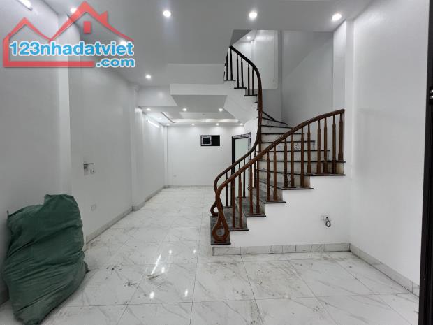 CC bán nhà riêng phố Xốm Hà Đông DT 35m2- 4 tầng- 3 Ngủ- 1 thờ- 1 phơi - 1