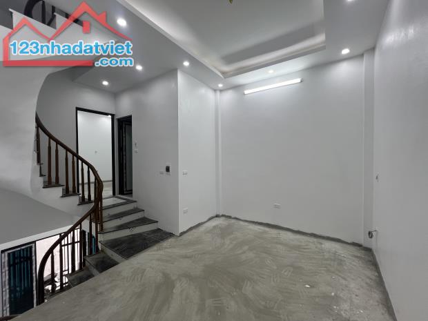 CC bán nhà riêng phố Xốm Hà Đông DT 35m2- 4 tầng- 3 Ngủ- 1 thờ- 1 phơi - 3