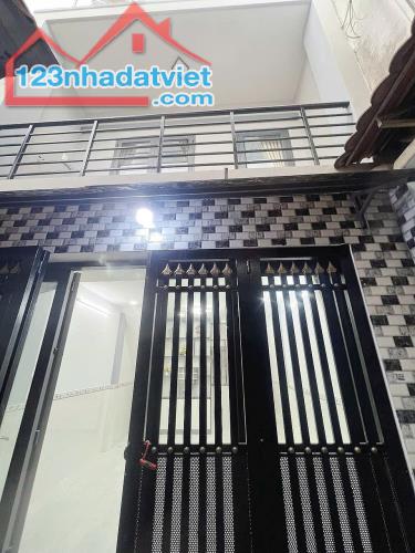 Bán Nhà Tân Sơn Nhì DT 40m2 ,nhà mới ở liền chỉ 3ty - 1