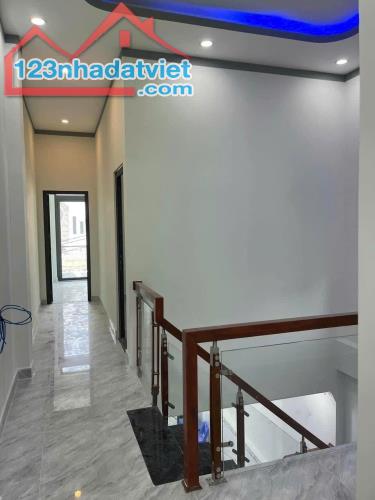 Bán nhà 1trệt 1lầu, p Tân vạn, Biên Hòa. 70m2 shr thổ cư chỉ 3,5 tỷ - 3