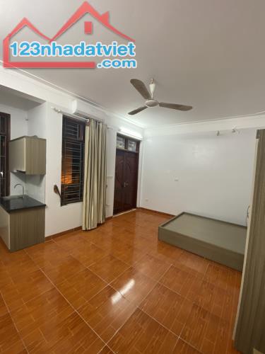 Cho thuê Căn Apartment siêu VIP tại Số 98 ngõ 116 Phan Kế Bính, Cống Vị, Ba Đình. Chỉ 5tr - 1