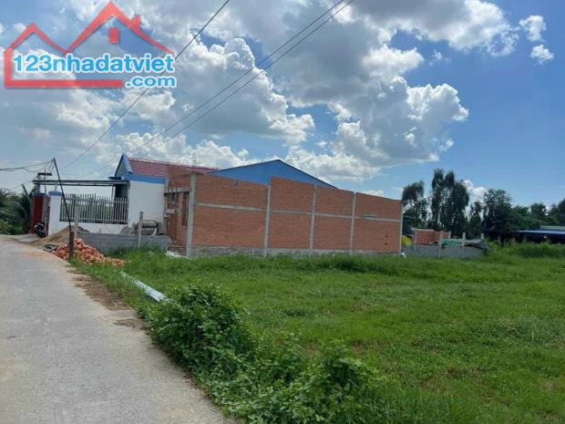 bán lô đất ở TÂN THÔNG HỘI ngay chợ Việt Kiều giá 660 triệu full thổ - 1