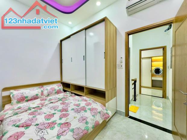 Nhỉnh 3 tỷ - 48m2 - 2 Tầng Nhà Phạm Thế Hiển - Gần Trung Tâm Hành Chính Quận 8 - 1