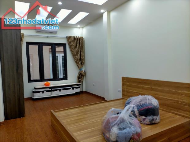 (HIẾM) BÁN NHÀ ĐẸP PHỐ NHÂN HOÀ-THANH XUÂN, DT 61.6M2, GIÁ TRÊN 11 TỶ, GẦN UBND PHƯỜNG - 1