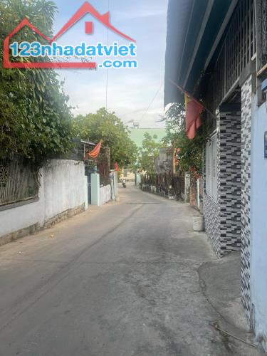 BÁN NHÀ MẶT TIỀN ĐƯỜNG HOÀ TRUNG P. VĨNH HOÀ -NHA TRANG - 3