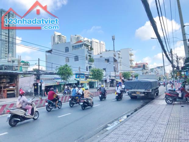 Bán nhà mặt tiền Huỳnh Tấn Phát, Tân Phú, Quận 7 - 3