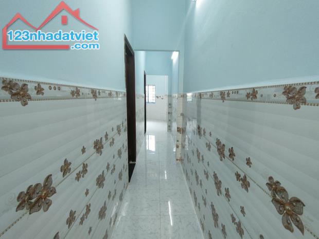 Bán nhà Bình Tân, đường Tỉnh Lộ 10, 64m2, hẻm xe hơi, nhỉnh 3 tỷ - 2